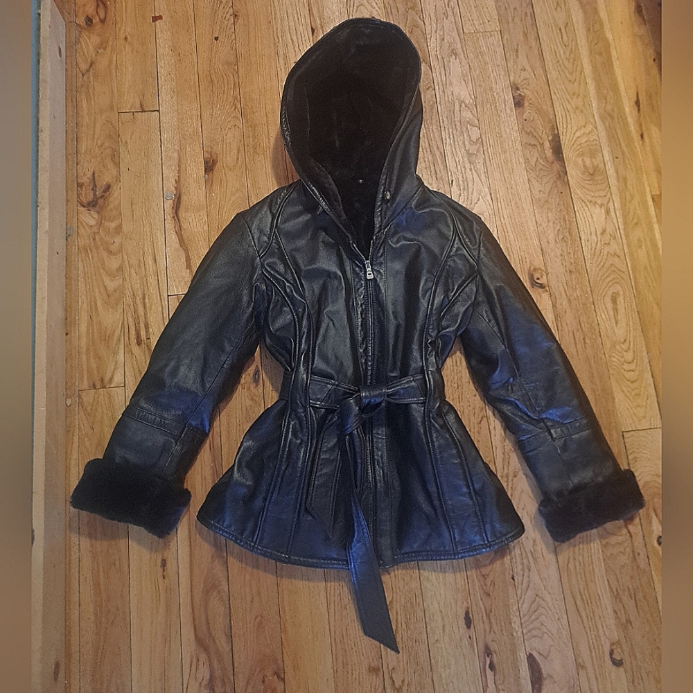 Wilson's Leather/Faux Fur Belted Black Leather Jacket sz M